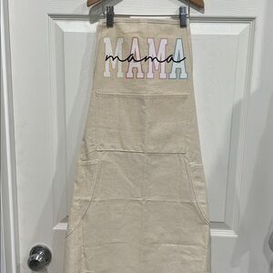 (17) Custom MAMA apron